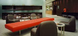 Air Canada - Domestic Maple Leaf Lounge